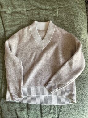 Lululemon | Alpaca Wool Blend V Neck Sweater